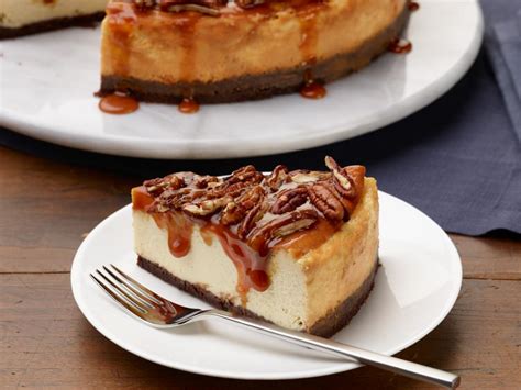 19-best-thanksgiving-cheesecake-recipes-and-ideas image
