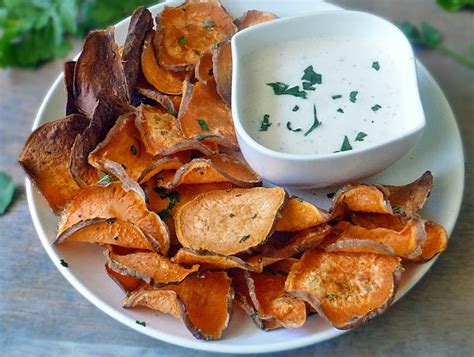 sweet-potato-chips-with-garlic-aioli-life-tastes-good image
