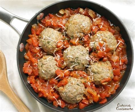 polpette-alla-napoletana-italian-meatballs-in-tomato image