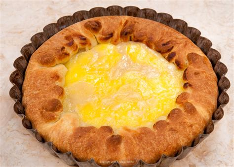 lemon-gooey-butter-cake-in-a-brioche-crust-pastries image