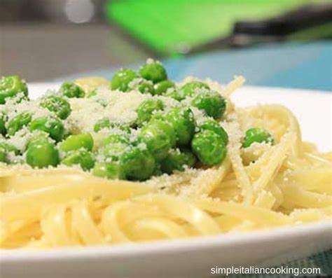 amazing-simple-italian-recipe-for-pasta-and-peas image
