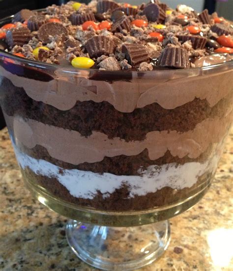 death-by-chocolate-trifle-the-cookin-chicks image