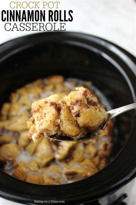 crock-pot-cinnamon-roll-casserole-and-video-eating image