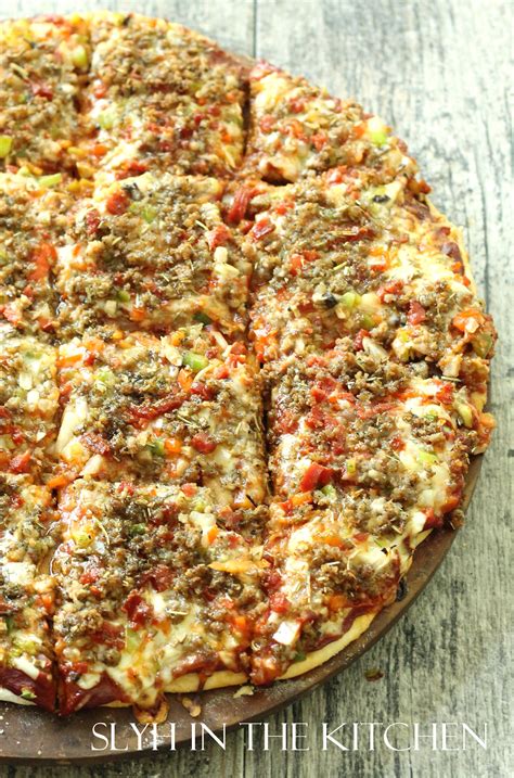 royal-thin-crust-pizza-slyh-in-the-kitchen image