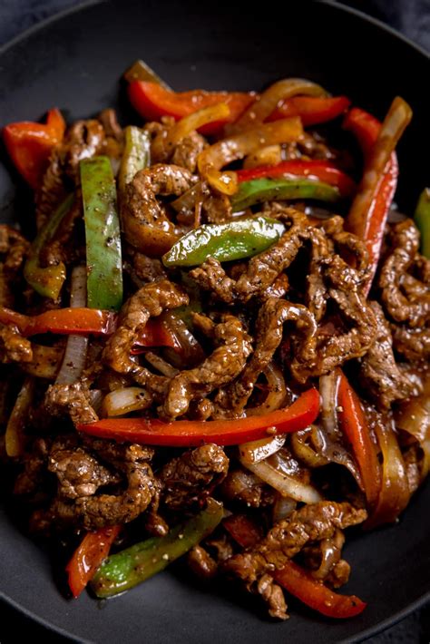 black-pepper-beef-nickys-kitchen-sanctuary image