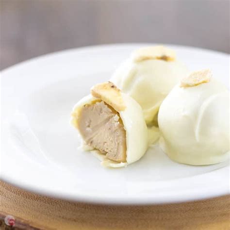 banana-pudding-truffles-how-to-make-bite-sized image