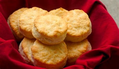 popeyes-buttermilk-biscuits-recipe-thefoodxp image