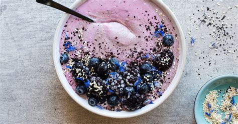 are-acai-bowls-healthy-calories-and-nutrition image