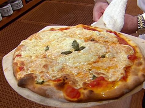 new-york-style-thin-crust-pizza-recipe-cooking image