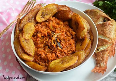 nigerian-stewed-beans-ewa-riro-sisi-jemimah image