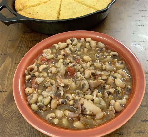 spicy-black-eyed-peas-recipe-recipe-texas-cooking image