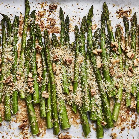 garlic-parmesan-asparagus-recipe-eatingwell image