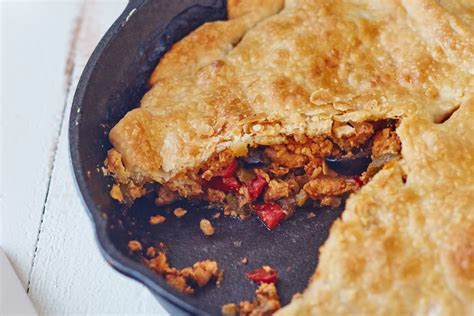 recipe-skillet-chicken-empanada-pie-kitchn image