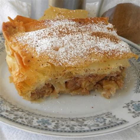 milopita-bougatsa-greek-apple-pie-with-phyllo image