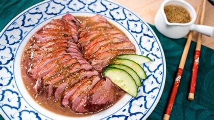 chinese-roast-duck-thai-style-recipe-video image