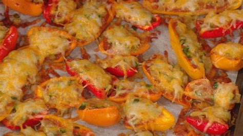 everygirl-nachos-recipe-rachael-ray-show image