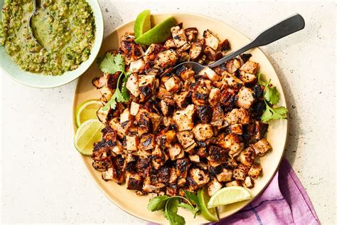 charred-chilemarinated-grilled-chicken-tacos-food image