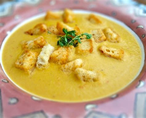 yellow-summer-squash-soup-recipe-honest-cooking image