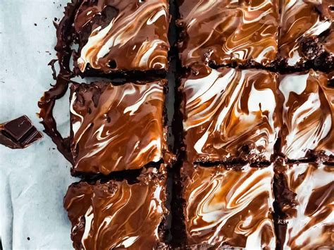 gooey-chocolate-fudge-brownies-with-chocolate-drizzle image