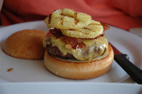 big-kahuna-burger-recipe-food-republic image