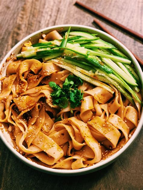 spicy-garlic-noodle-10-minutes-only-tiffy-cooks image