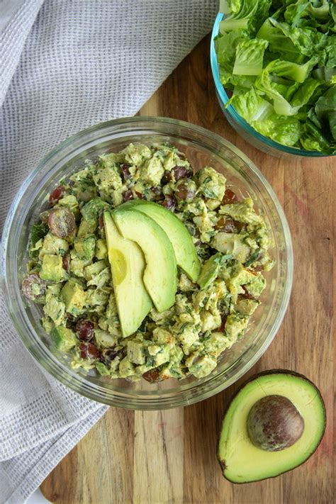 avocado-chicken-salad-wraps image