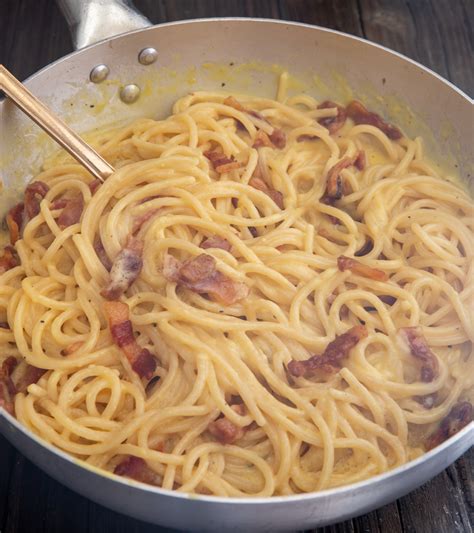 authentic-spaghetti-carbonara-recipe-an-italian-in-my image