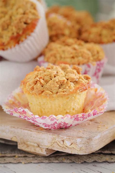 apple-crumble-muffins-bake-play-smile image