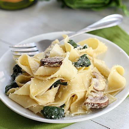 mushroom-spinach-pappardelle-eat-drink-love image