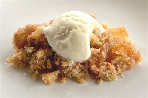 grandmas-apple-crisp-recipe-make-your-meals image