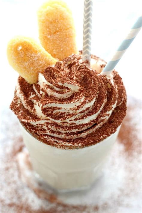 tiramisu-milkshake-recipe-crunchy-creamy-sweet image