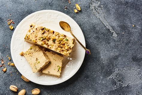 how-to-make-an-authentic-halva image