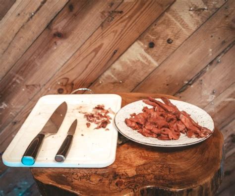 how-to-make-deer-jerky-the-ultimate-venison image