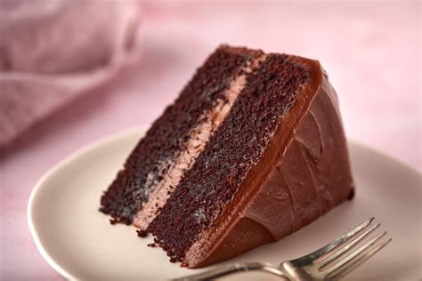 hersheys-especially-dark-chocolate-cake image