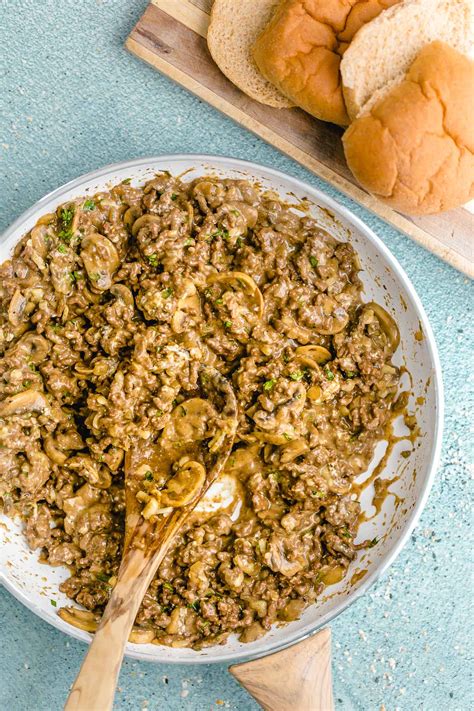 lighter-cheeseburger-skillet-with-mushrooms-and-swiss image