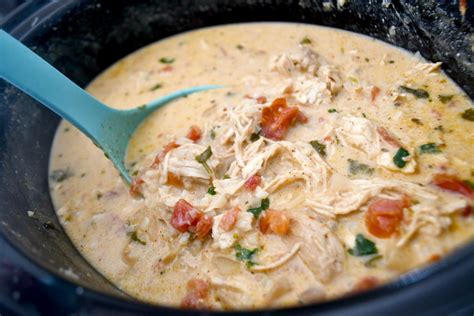 keto-slow-cooker-chicken-salsa-soup-exclusive image