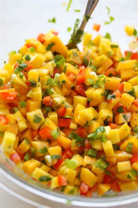 fresh-mango-salsa-recipe-laurens-latest image