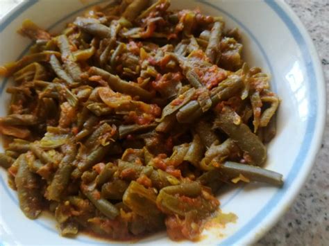 green-beans-curry-recipe-by-naseema-khan-zulfis image