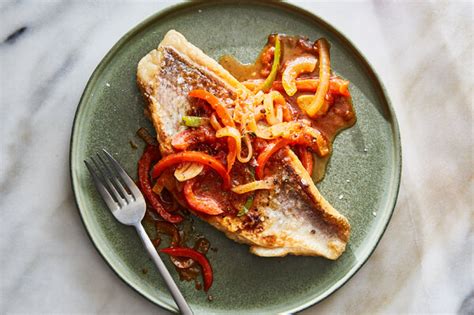 fried-snapper-with-creole-sauce-bing-chef-the-art image