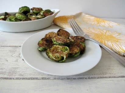 oven-roasted-brussels-sprouts-with-balsamic-glaze image