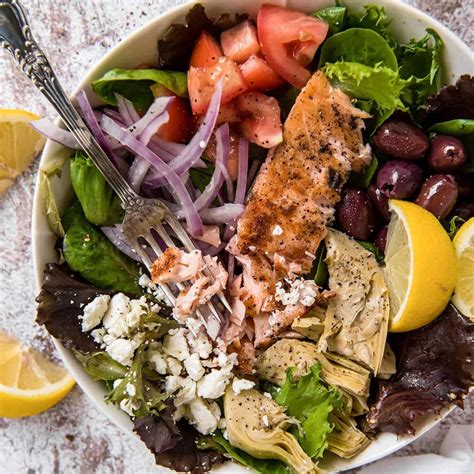 grilled-salmon-salad-with-champagne-vinaigrette image