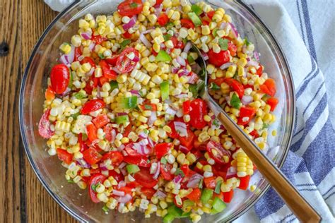 summer-corn-salad-barefeet-in-the-kitchen image