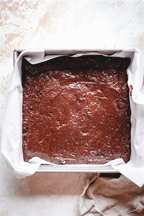 crinkly-top-fudgy-vegan-brownies-recipe-the image