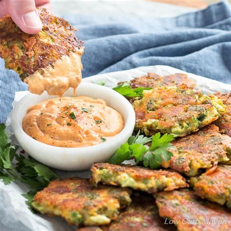 broccoli-fritters-with-cheddar-cheese-easy-low-carb image