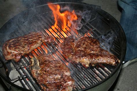 char-grilled-steak-wikipedia image