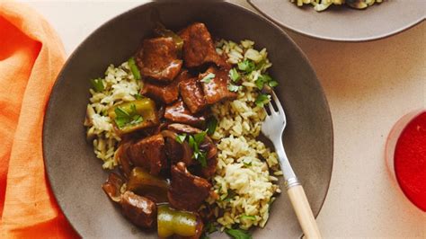 pepper-steak-and-rice-pilaf-with-mushrooms image