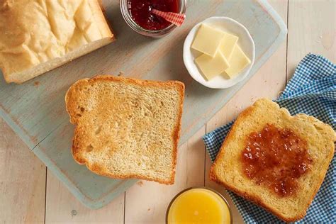 english-muffin-bread-for-the-bread-machine-recipe-king image