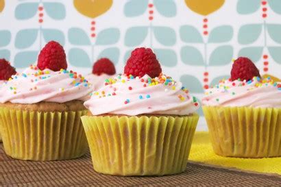 peach-and-raspberry-cupcakes-tasty-kitchen-a image