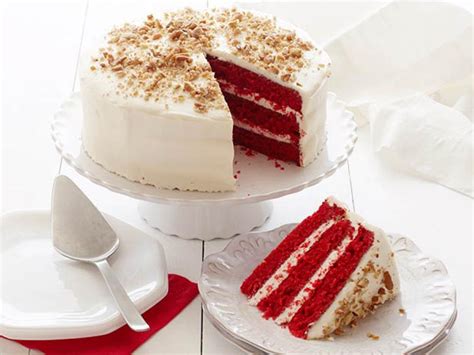 16-best-thanksgiving-cake-recipes-ideas-food image