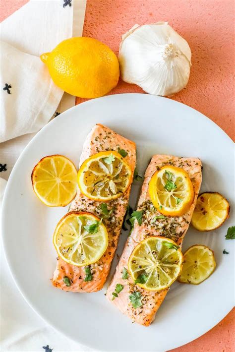 easy-air-fryer-lemon-garlic-salmon-recipe-sweet-cs image